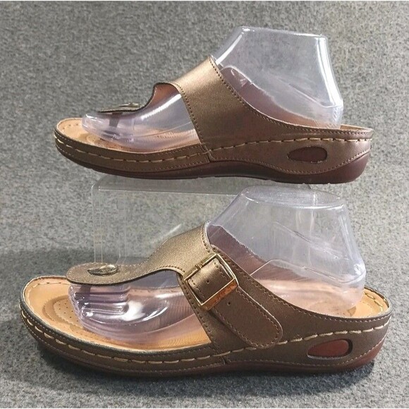 Unbranded Leather Gold Sandals Thongs Size 11W - Picture 1 of 13